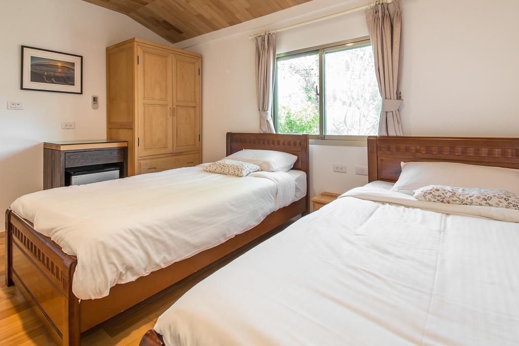 Hou Shan Ren Jia B&B Luye Exteriör bild